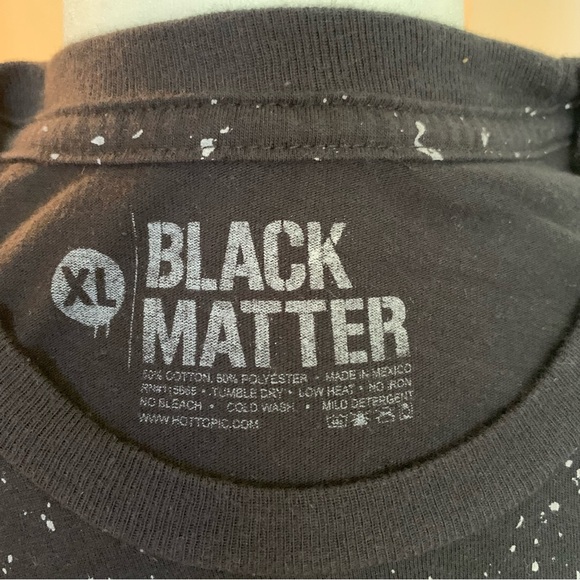 Alien and Narwhal Charcoal Black Short Sleeve Tee Shirt ~ Size XL - Picture 3 of 3